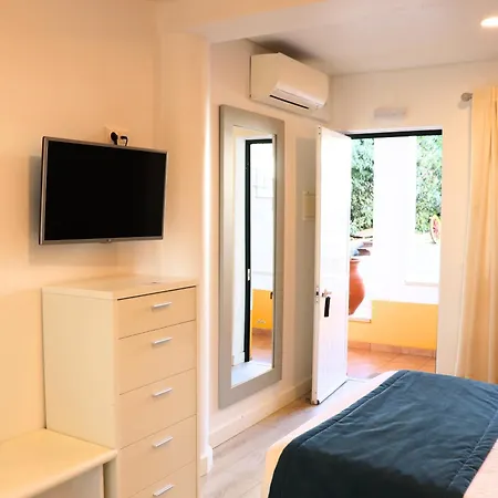 Costa Brava Alojamento 3*