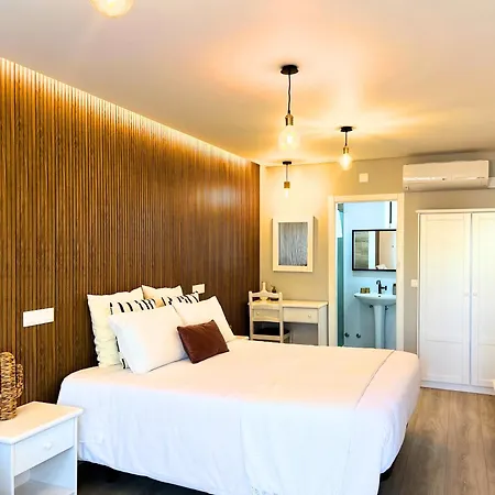 Guest house Costa Brava Alojamento *
