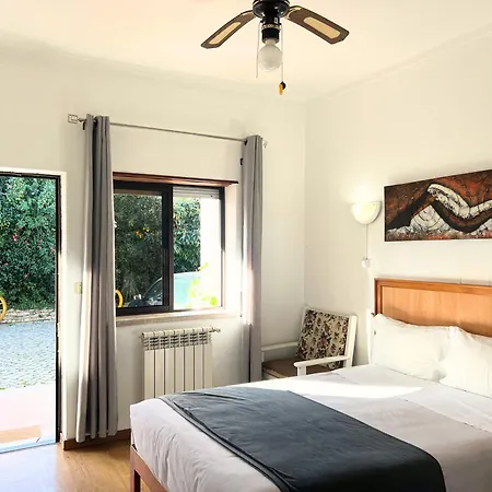Guest house Costa Brava Alojamento Benedita