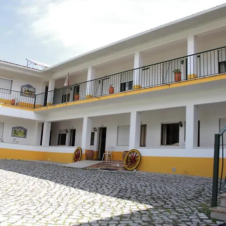 Guest house Costa Brava Alojamento *