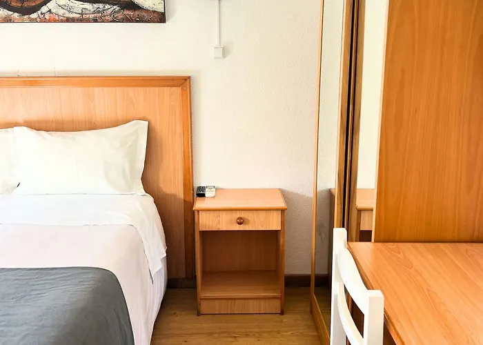 Costa Brava Alojamento Guest house 3*